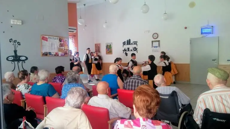 PERALES DEL PUERTO. D&iacute;a de los Abuelos 2018