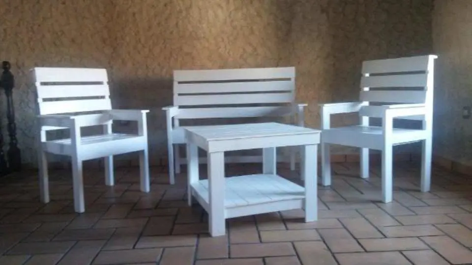 conjunto patio