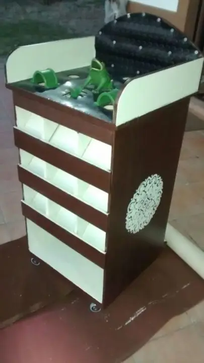 mueble juego rana