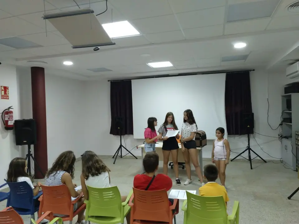 Colegiales de Cilleros participan en Alcemos nuestra voz (2)