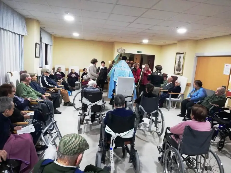 Los mayores de Carrascalejo celebran la Concepcion 018 (24)