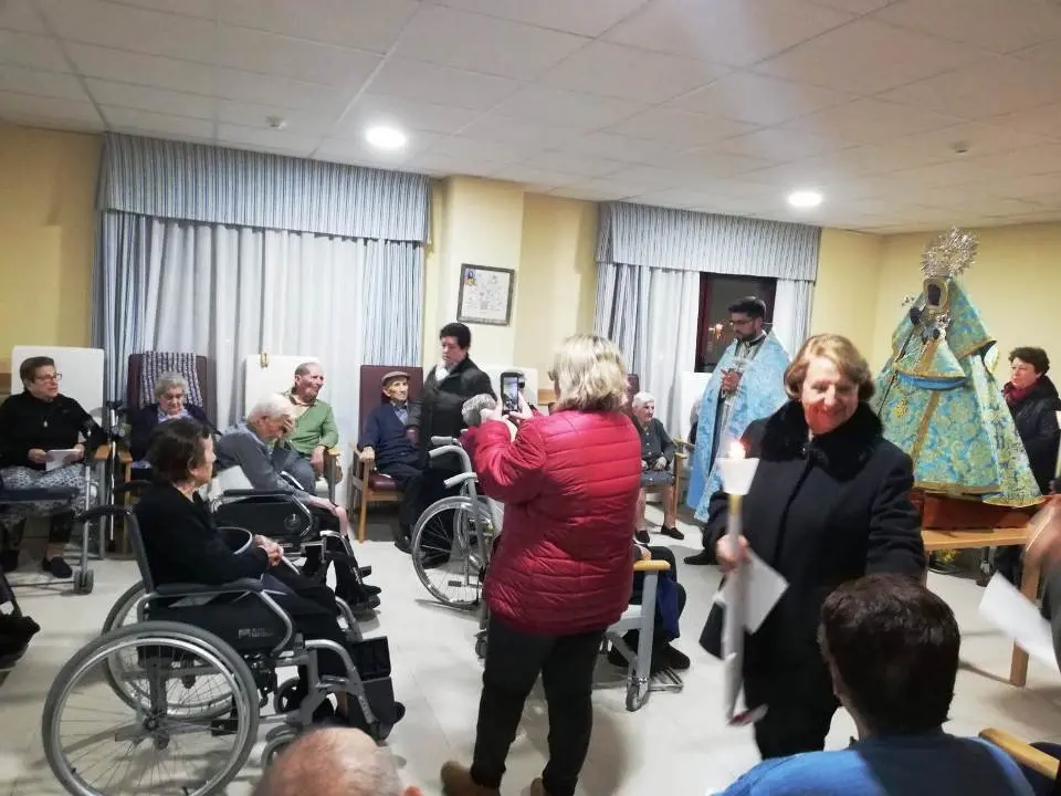 Los mayores de Carrascalejo celebran la Concepcion 018 (26)