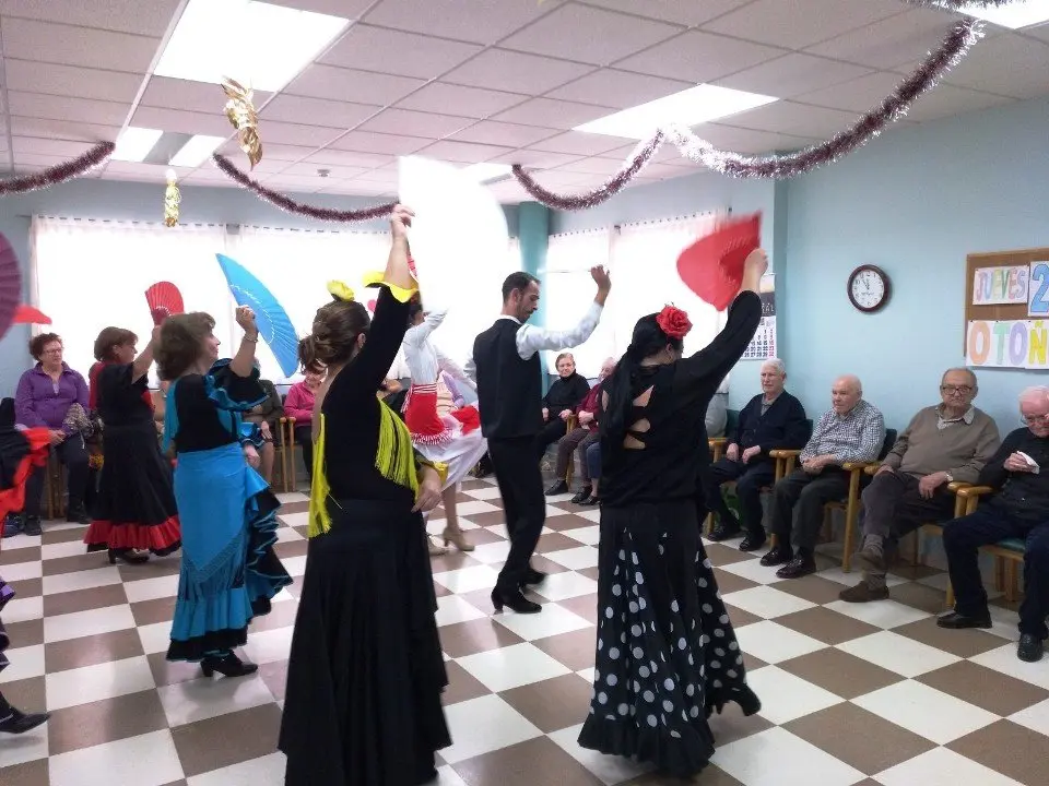 Grupo de sevillanas en Almendralejo (4)
