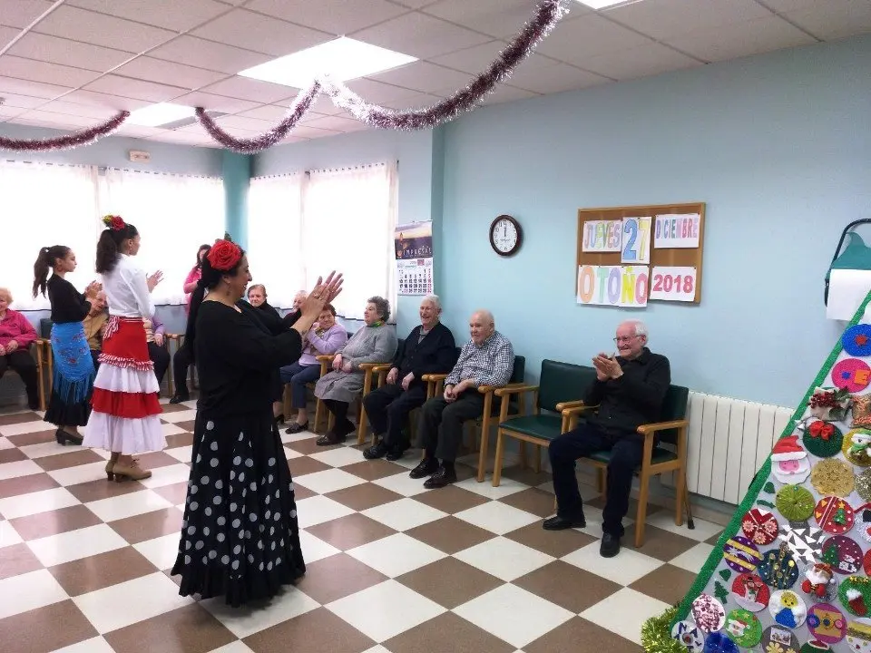 Grupo de sevillanas en Almendralejo (6)
