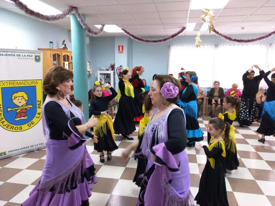 Grupo de sevillanas en Almendralejo (8)
