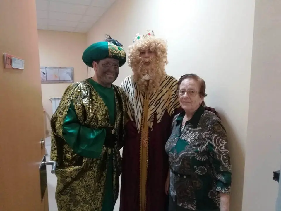 CARRASCALEJO Visita de los Reyes Magos 01019 (4)