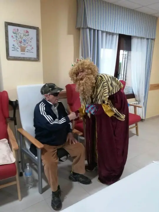 CARRASCALEJO Visita de los Reyes Magos 01019 (11)