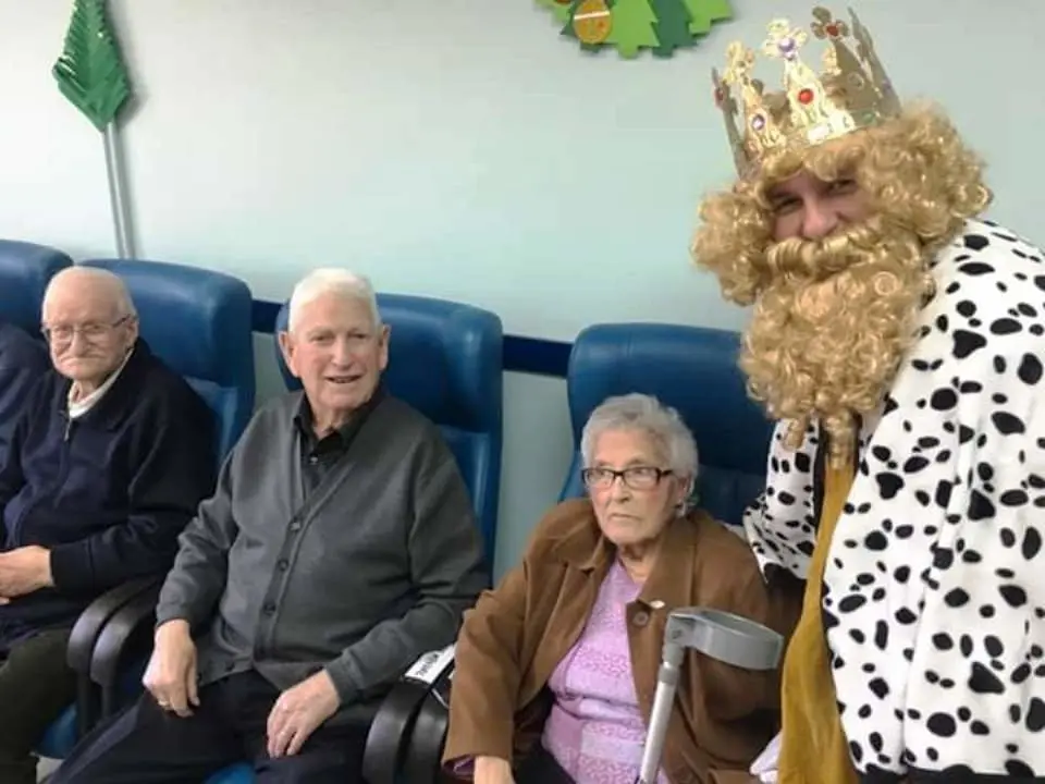 ALMENDRALEJO Visita de los Reyes Magos 01019 (7)