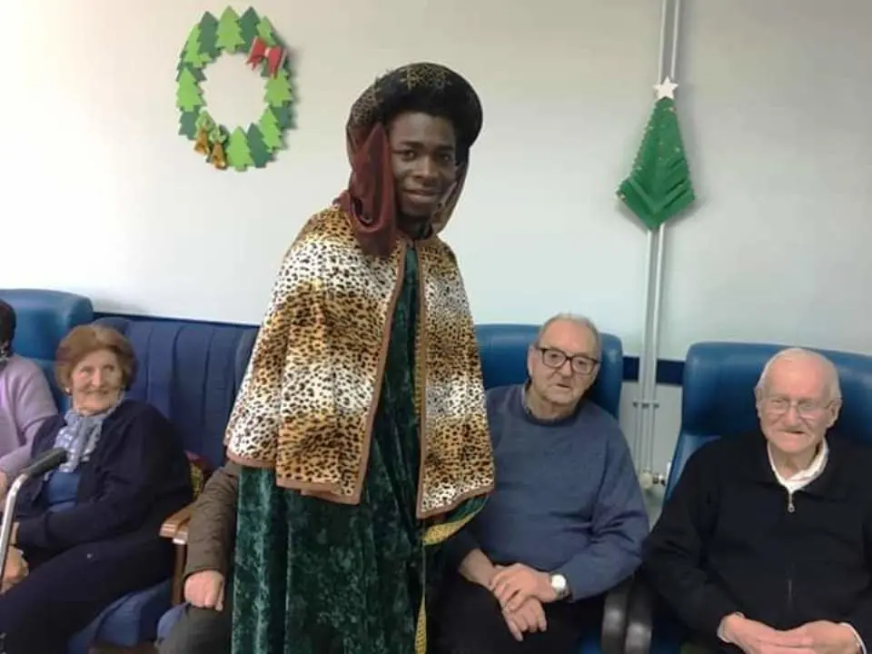 ALMENDRALEJO Visita de los Reyes Magos 01019 (9)