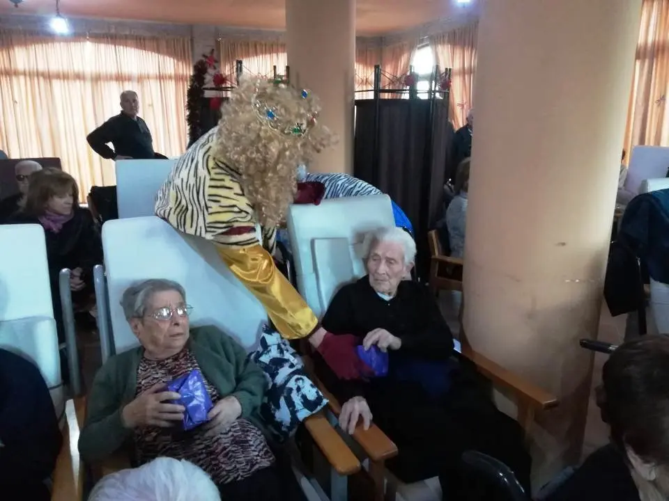 CARRASCALEJO recibe a los Reyes Magos 019 (6)