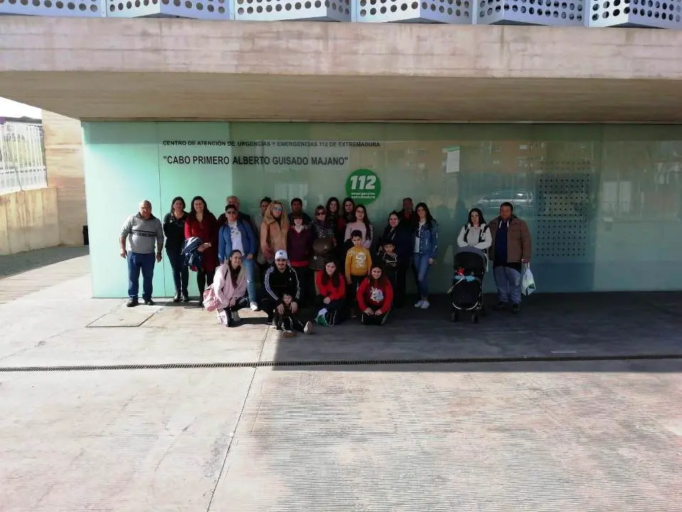 Familias del Programa emeritense visitan el 112 02019 (9)