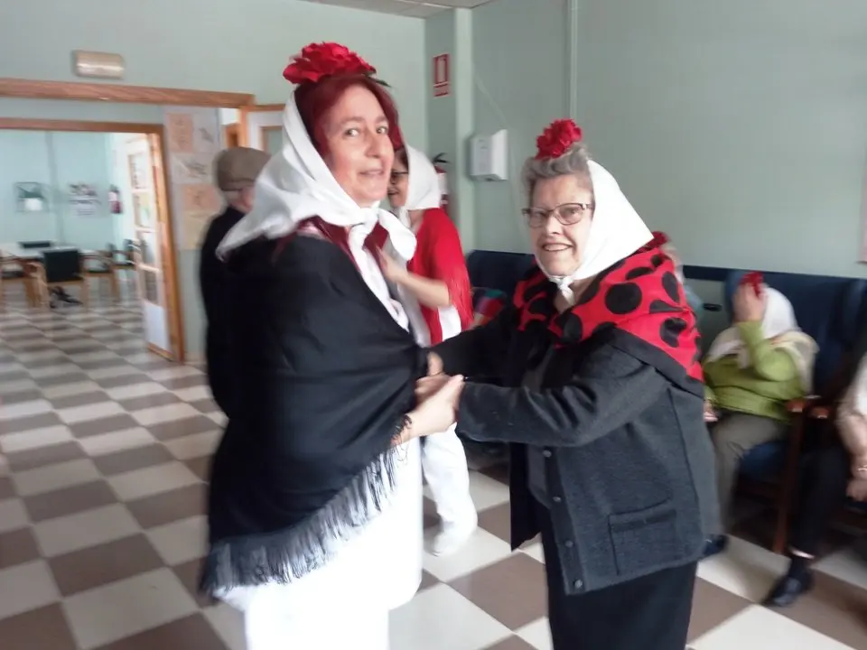 Tiera de Barros se llena de chulapos en Almendralejo (10)