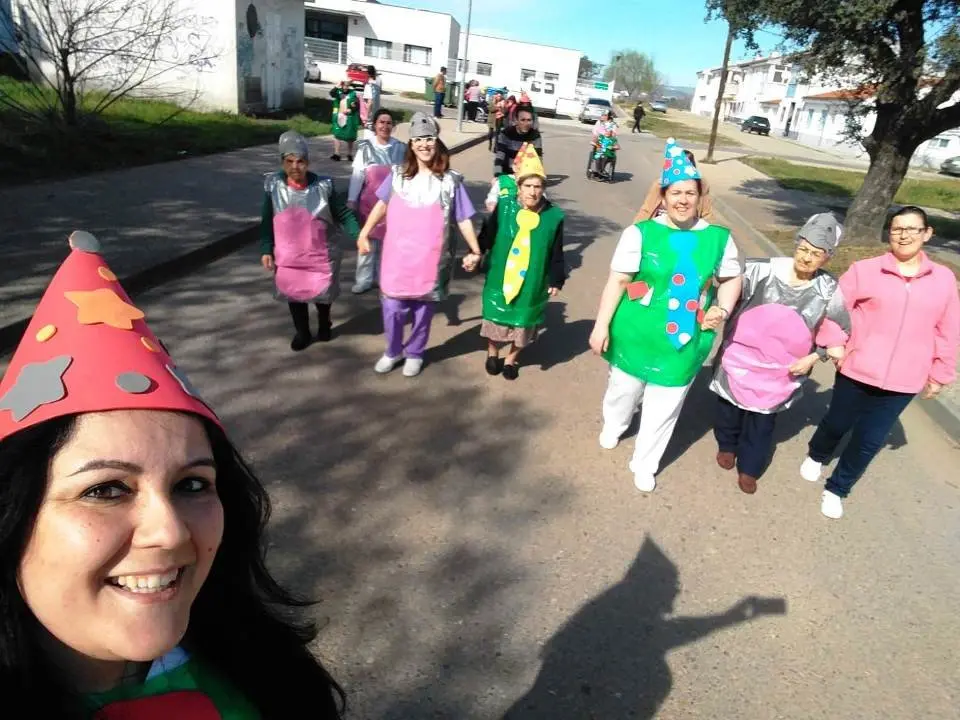 El Encinar vive el Carnaval en Vegaviana (12)