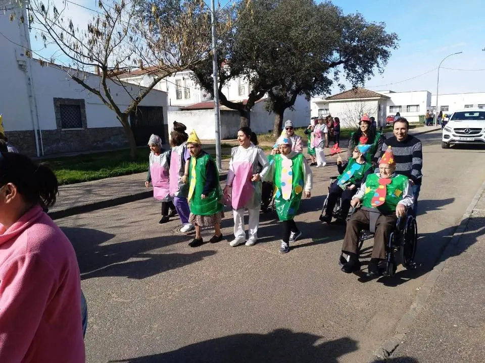 El Encinar vive el Carnaval en Vegaviana (14)