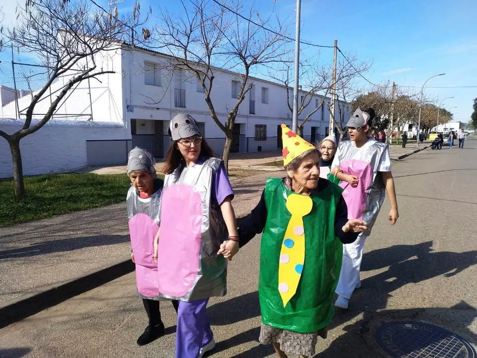 El Encinar vive el Carnaval en Vegaviana (15)