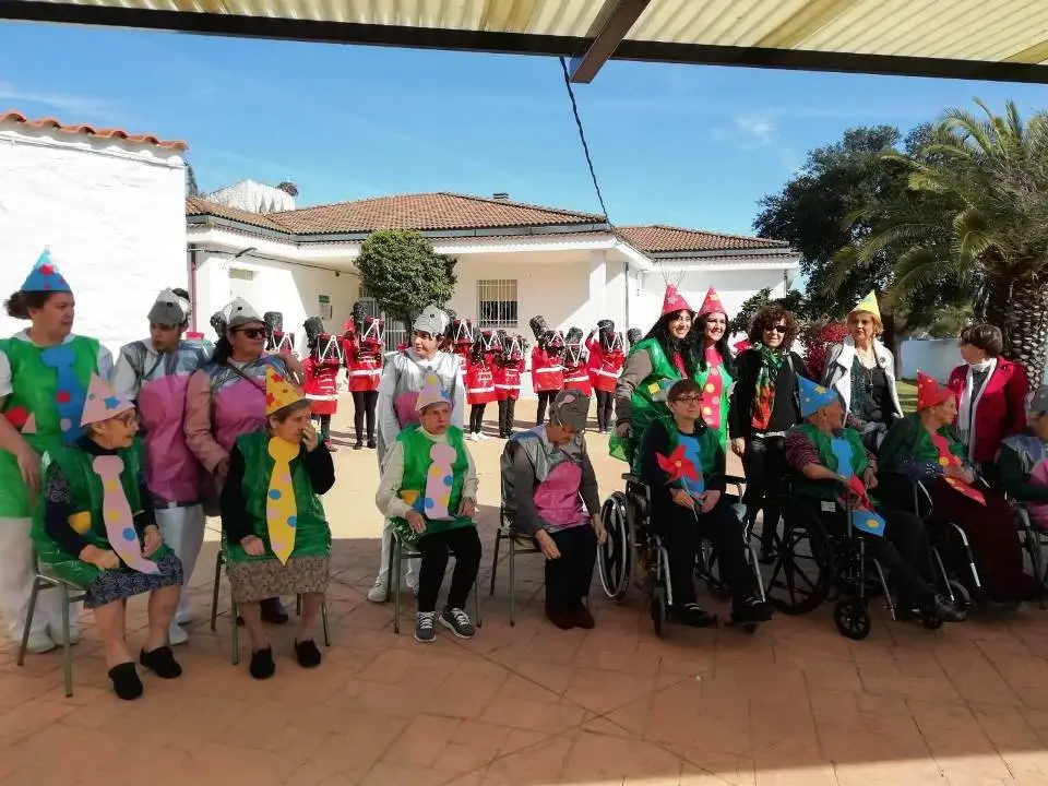 El Encinar vive el Carnaval en Vegaviana (19)