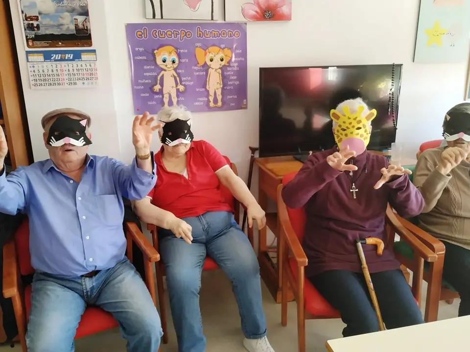 Carnaval de m&aacute;scaras en Peraleda de la Mata (7)