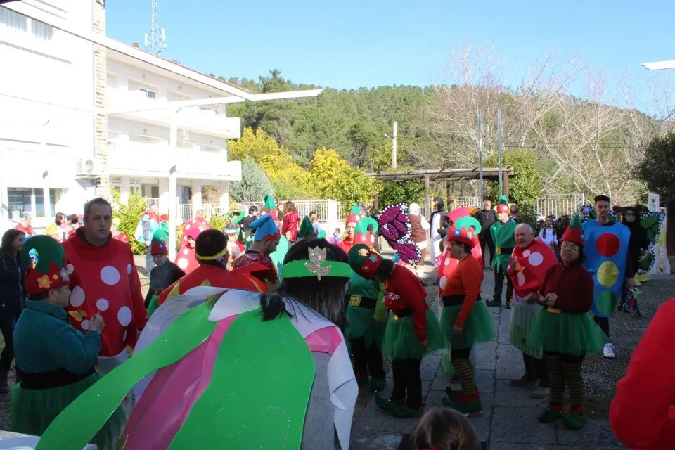 Los residentes de Nu&ntilde;omoral viven el Carnaval 2019 (4)