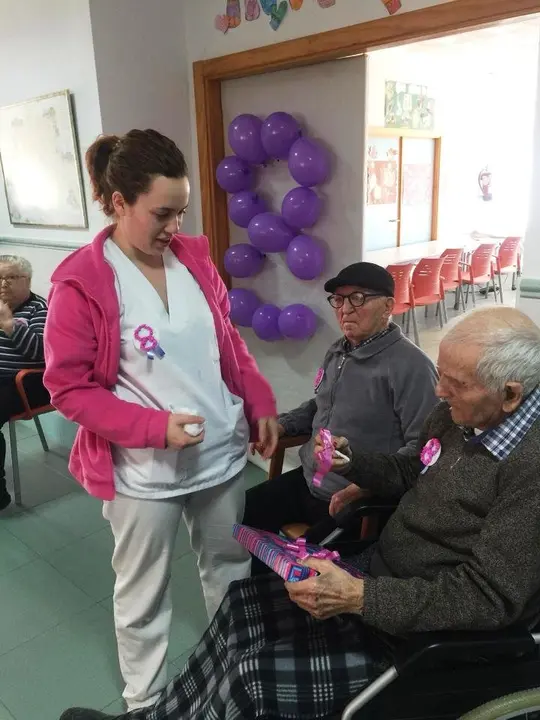Pinofranqueado celebra el 8 de marzo (1)