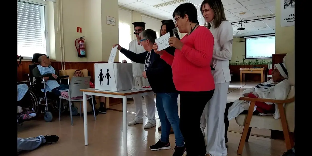 Nu&ntilde;omoral celebra el 8 de marzo en el Centro Residencial y Familiar (7)