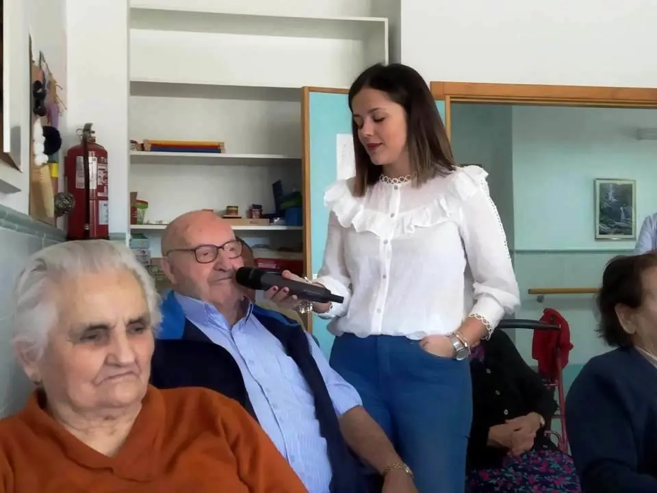 Pilar Boyero emite Soy lo Prohibido desde Pinofranqueado (20)