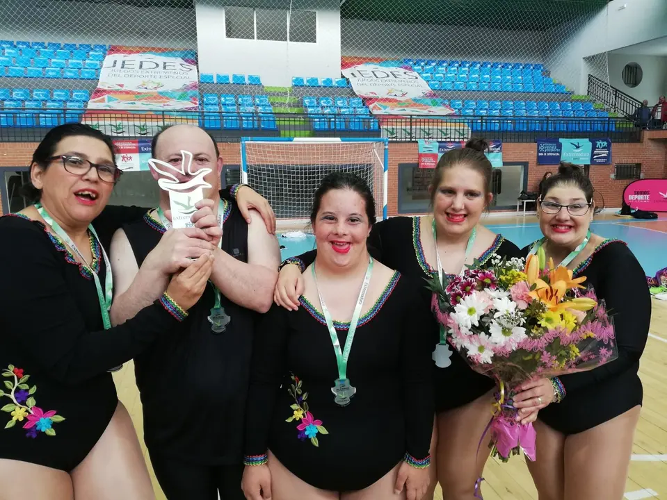 Equipo de gimnasia r&iacute;tmica