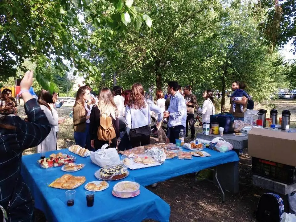 LAS ABADIAS Dia del Centro y de las Faimilias 05019 (2)