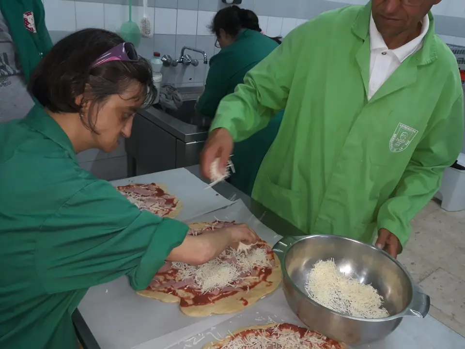 Alumos de Pretaller en el taller de cocina 05019 (28)