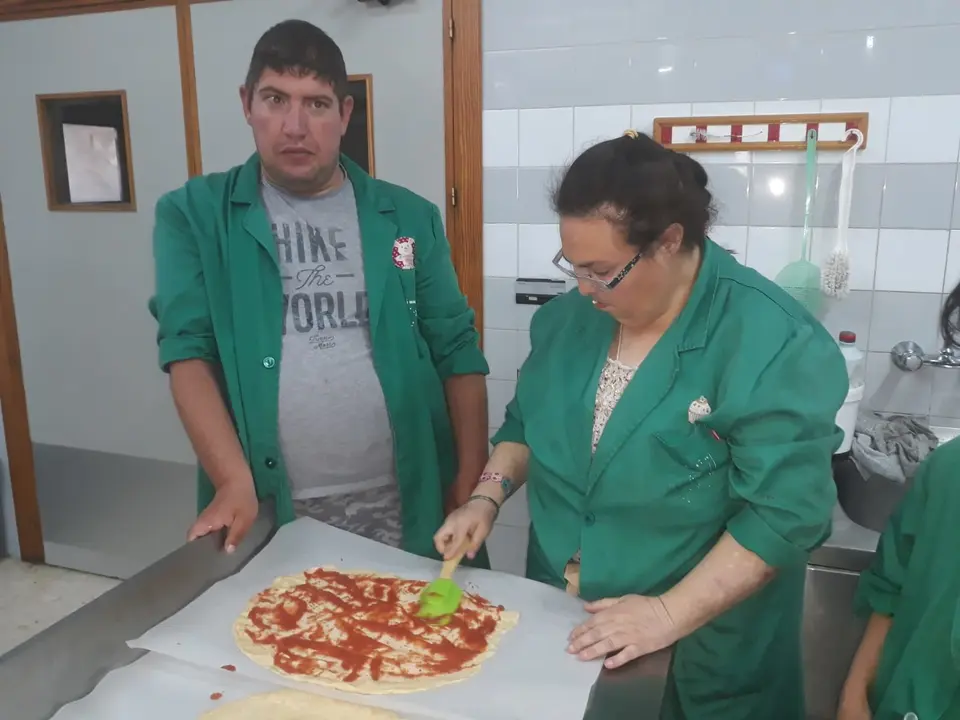 Alumos de Pretaller en el taller de cocina 05019 (38)