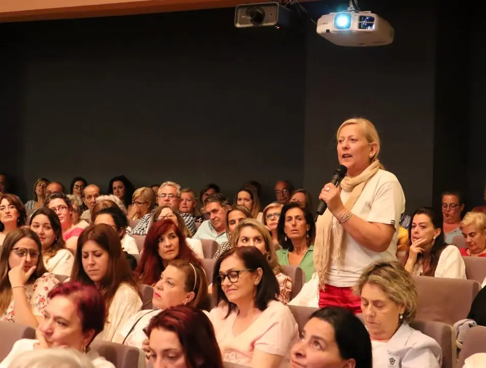 Charla padre Angel en Merida XXV aniversario (278)