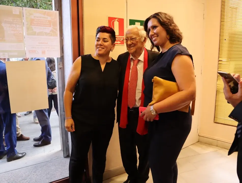 Charla padre Angel en Merida XXV aniversario (353)