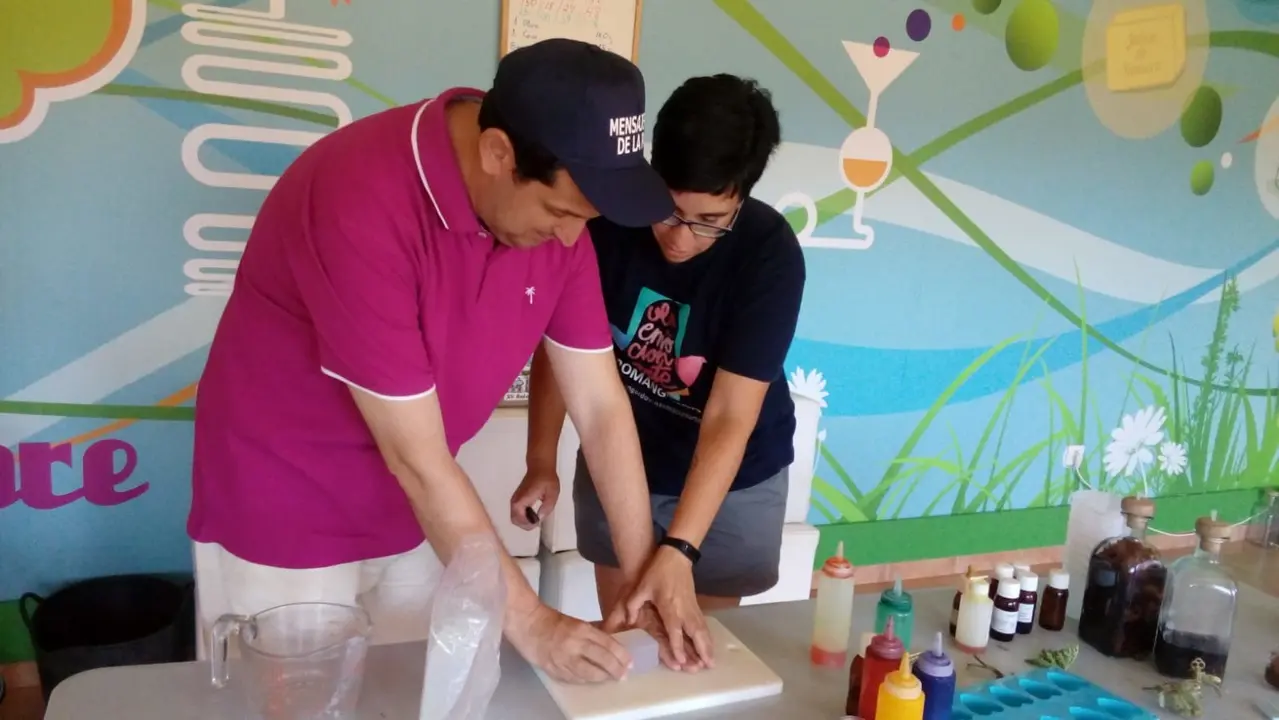 COM Taller de aromaterapia en Romangordo 07019 (8)