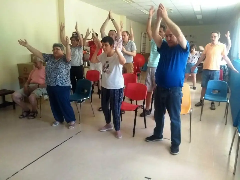NU&Ntilde;OMORAL Aquagym y yoga 08019 (4)