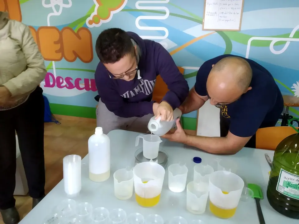 COM Taller de Lavanderia en Romangodo 10019 (16)