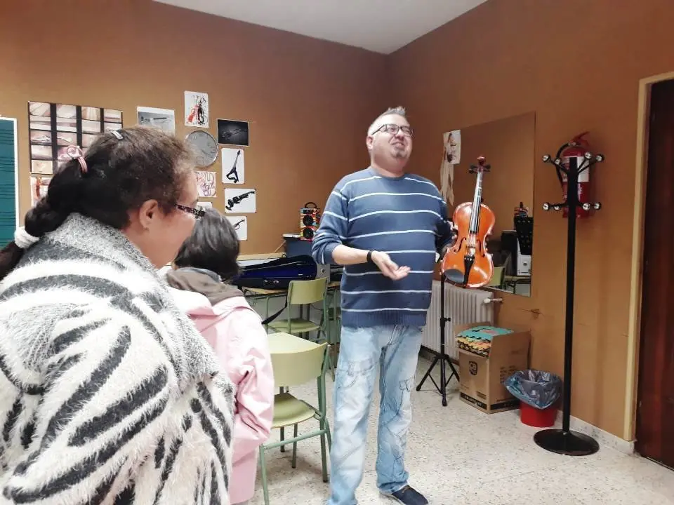 Pretaller en la Escuela Municipal de Musica 11019 (3)