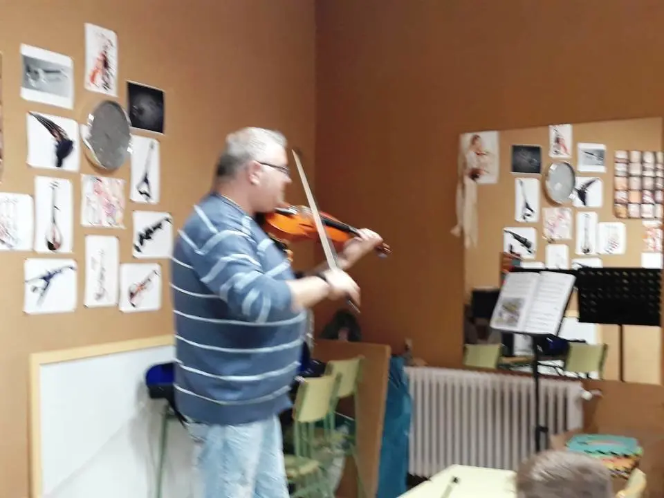 Pretaller en la Escuela Municipal de Musica 11019 (6)