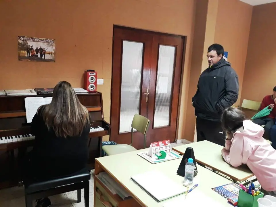 Pretaller en la Escuela Municipal de Musica 11019 (27)