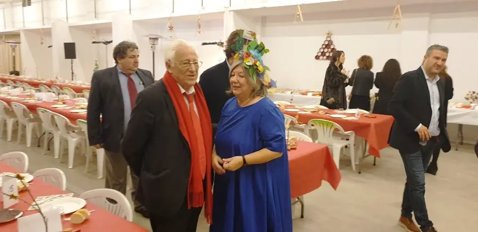 Cena solidaria de Navidad 2019084