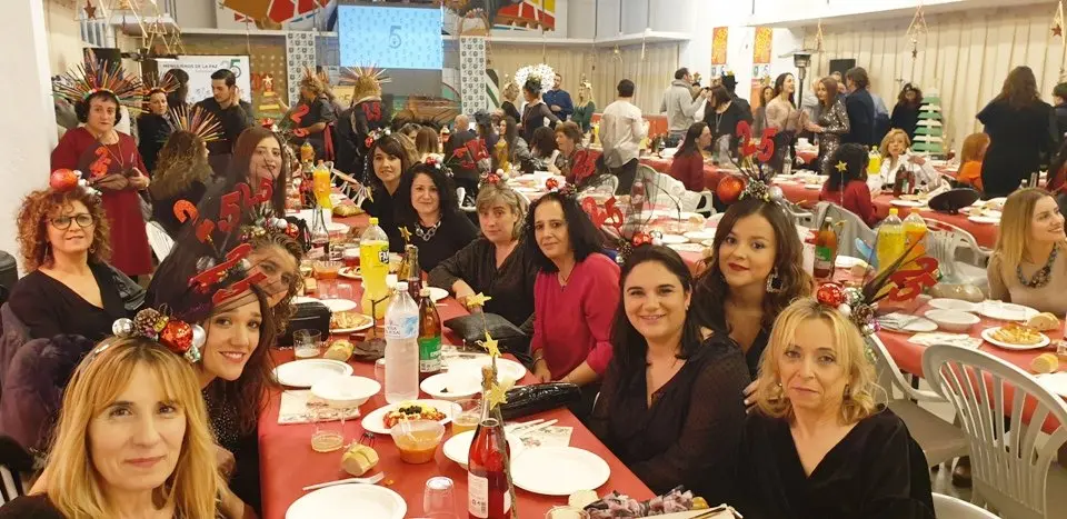 Cena solidaria de Navidad 2019175