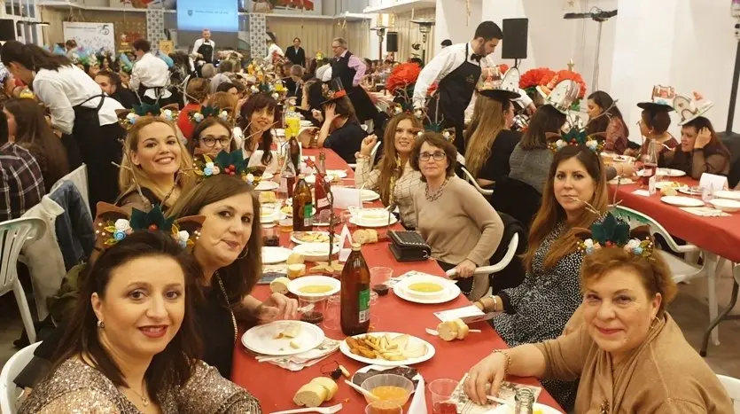 Cena solidaria de Navidad 2019235