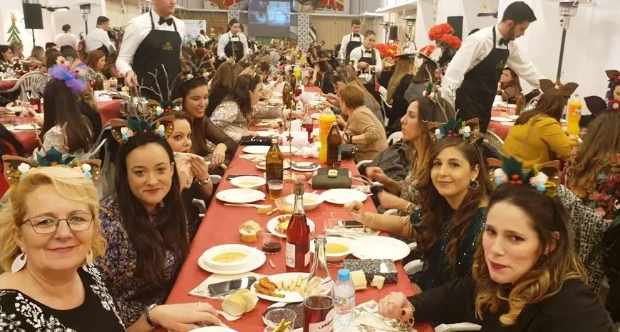 Cena solidaria de Navidad 2019237