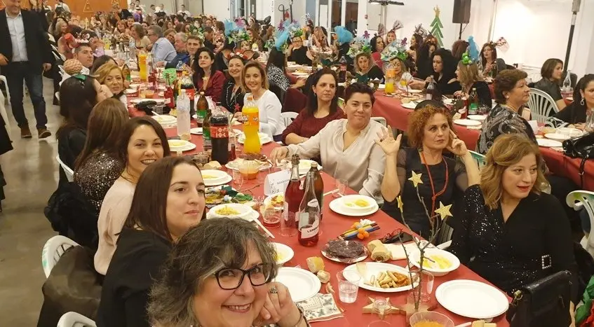 Cena solidaria de Navidad 2019247