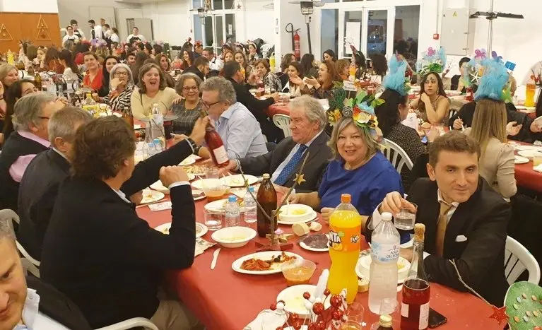 Cena solidaria de Navidad 2019253
