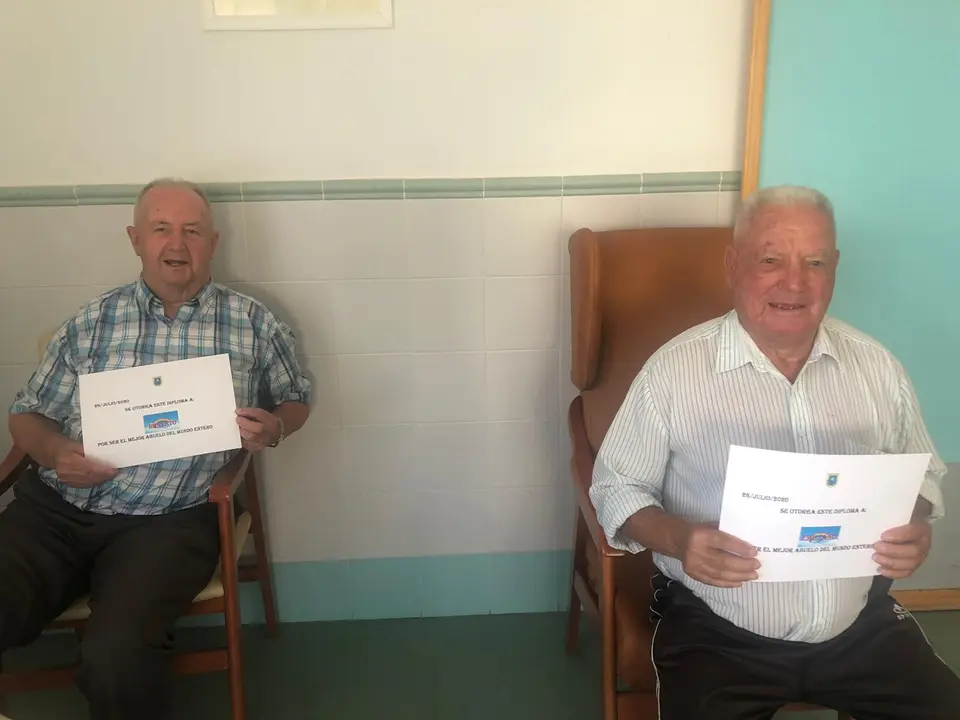 ERNESTO Y EMILIANO