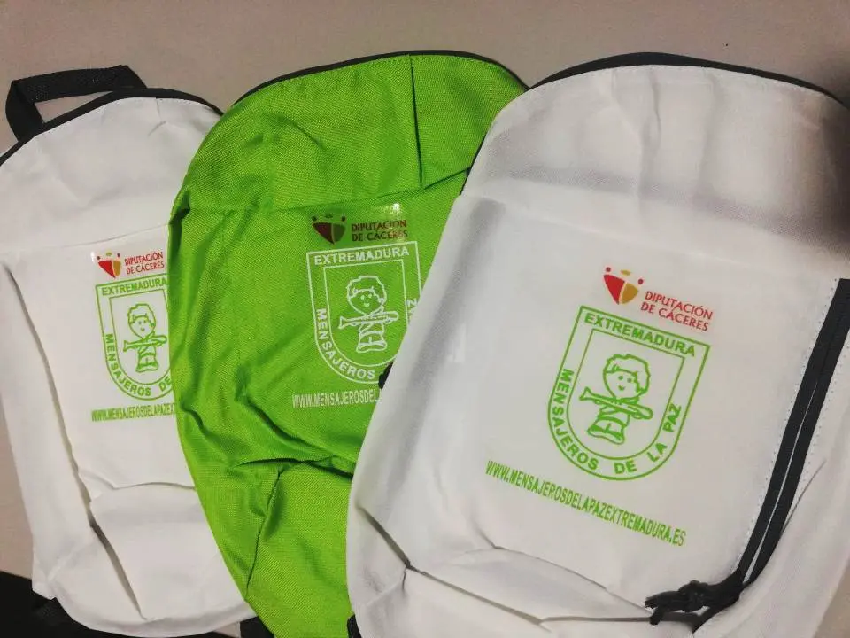 Mochilas para los participantes