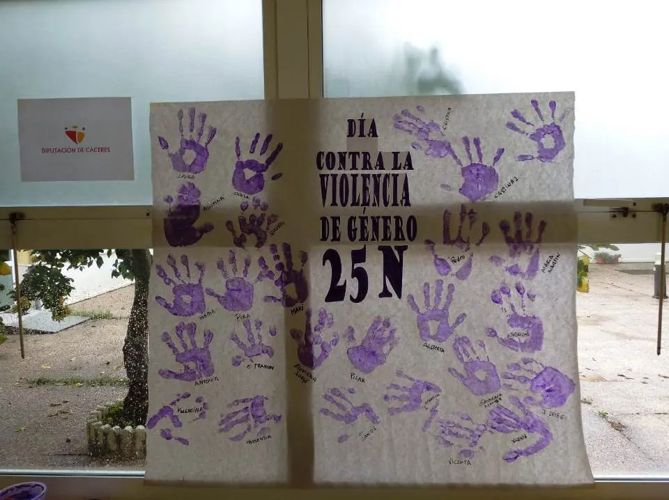 Actividad Igualdad en la tercera Edad. Programa de Igualdad Incluyel-as. Diputaci&oacute;n de C&aacute;ceres. (3)