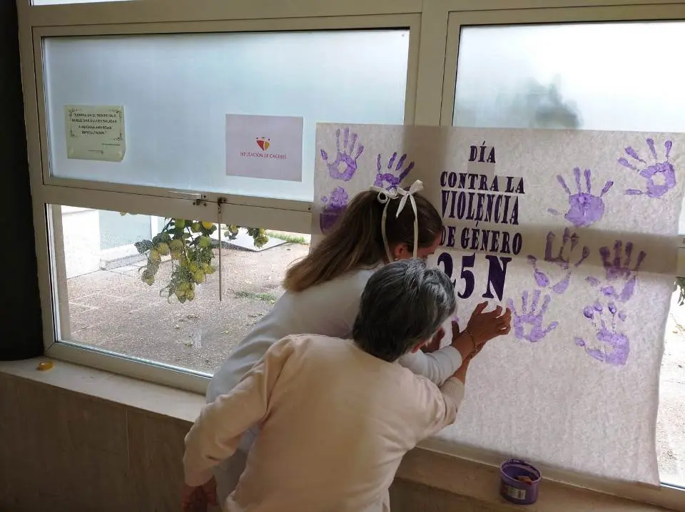 Actividad Igualdad en la tercera Edad. Programa de Igualdad Incluyel-as. Diputaci&oacute;n de C&aacute;ceres. (10)
