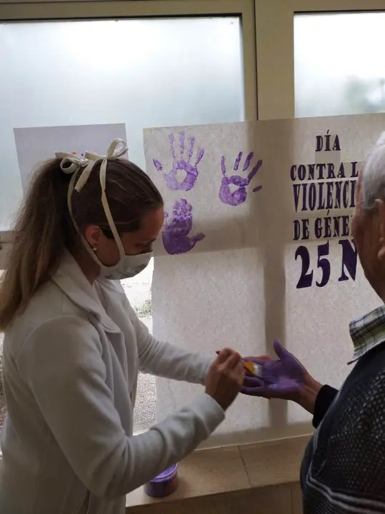 Actividad Igualdad en la tercera Edad. Programa de Igualdad Incluyel-as. Diputaci&oacute;n de C&aacute;ceres. (21)