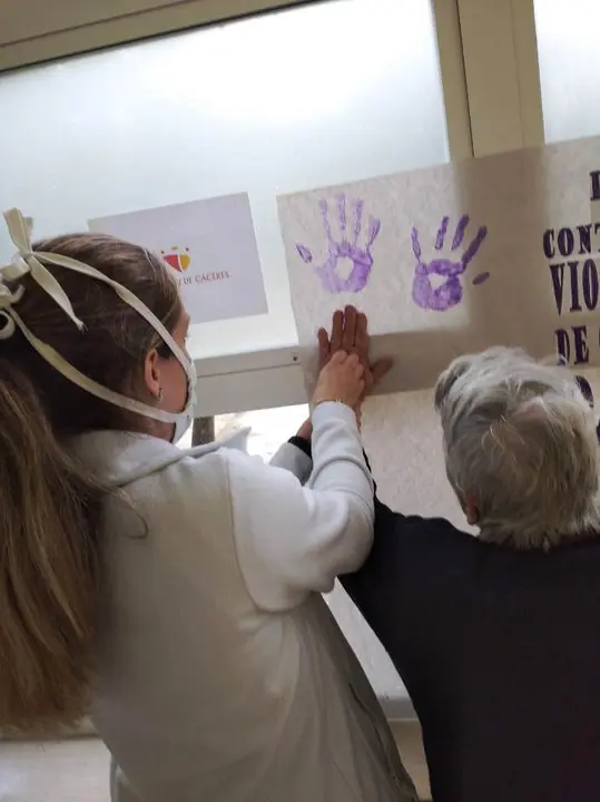 Actividad Igualdad en la tercera Edad. Programa de Igualdad Incluyel-as. Diputaci&oacute;n de C&aacute;ceres. (24)