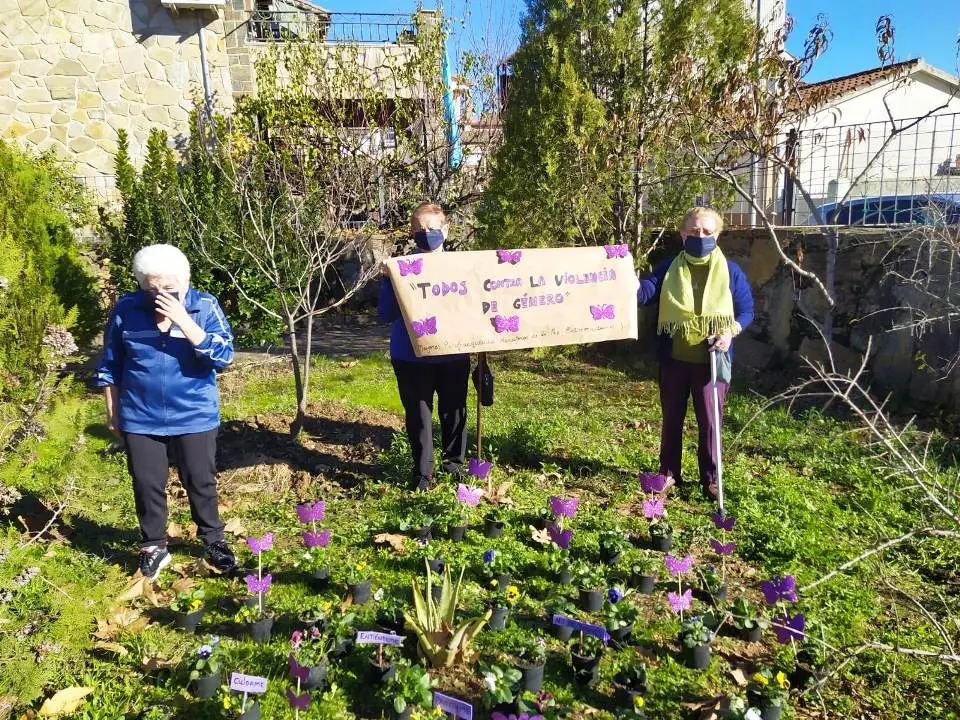 Actividad de Igualdad en la tercera edad. Programa de Igualdad Incluyel-as. Diputaci&oacute;n de C&aacute;ceres. (7)